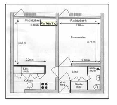 2-rums bolig med stue, sovev�relse, bad, toilet, k�kken, garderobe og et lille vindfang i stueplan. Fra stue og sovev�relse er der udgang til f�lles have.
 
Lejem�let skal beboes af to personer.